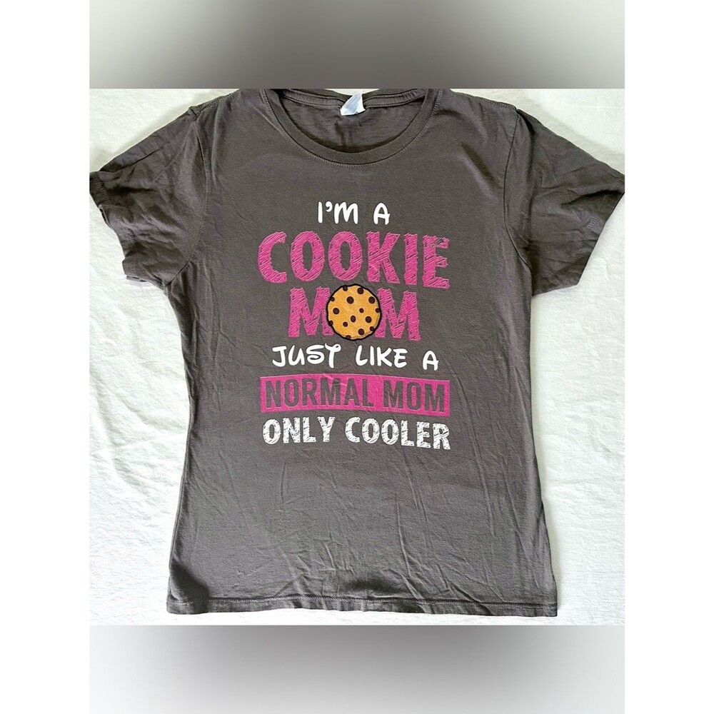 Girl Scouts Cookie Mom Gray Graphic T-shirt Port & Company Women's Size M